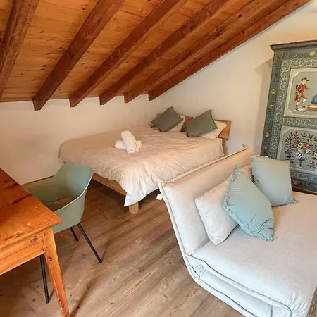 Prázdninový dům Charmante Maisonnette Avec Jardin